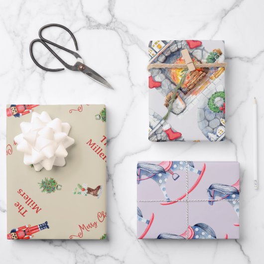 クリスマスツリー暖炉の馬のおもちゃ家族のギフト ラッピングペーパーシート (正面)