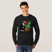 クリスマスツリー点灯サンタクロース黒猫ホリデー Tシャツ (正面フル)