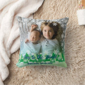 クリスマスツリー白い雪の結晶が世界に喜ぶ クッション (ブランケット)