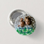 クリスマスツリー白い雪の結晶が世界に喜ぶ 缶バッジ (正面&裏面)