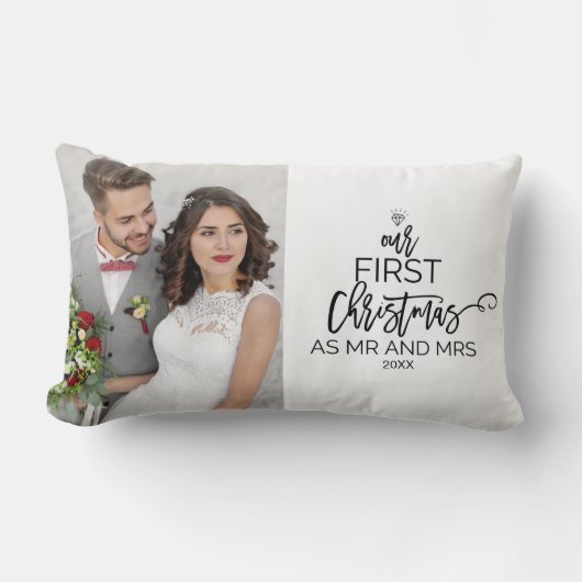 クリスマスツリー私たちの初めてのクリスマスはミスターとミセス。 ランバークッション (正面)