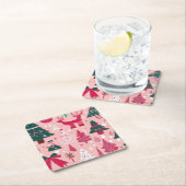 クリスマスツリー鹿のスノーフレークのピンクの装飾用クッション スクエアペーパーコースター (インサイチュ)