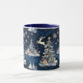クリスマスツリー、トナカイ、雪片 マグカップ (中央)