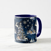 クリスマスツリー、トナカイ、雪片 マグカップ (正面右)