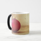 クリスマステーマとクリスマスボール モーフィングマグカップ (正面左)