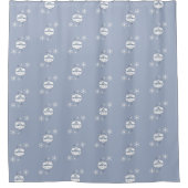 クリスマスデコールシルバーブルークラシック雪片 シャワーカーテン (正面)