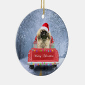 クリスマストラックに座って雪の中の北京犬 セラミックオーナメント (右)