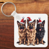 クリスマスドイツの羊飼いサンタ・ドッグ キーホルダー (正面)