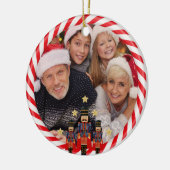 クリスマスナック割り当て家族の写真名のパーソナライズ セラミックオーナメント (左)