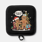 クリスマスナースジンジャーブレッドマンアイシングを試みた 鍋敷き (正面)