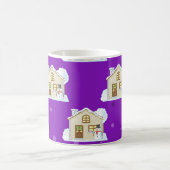 クリスマスハウスパターン – 紫の背景 コーヒーマグカップ (中央)