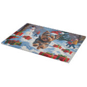 クリスマスハットと雪のヨークシャー・テリア カッティングボード (角)