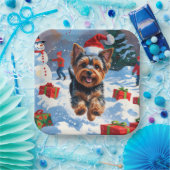 クリスマスハットと雪のヨークシャー・テリア ペーパープレート (パーティー)