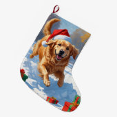 クリスマスハットと雪の中のゴールデンレトリバー ラージクリスマスストッキング (正面 (吊り時))