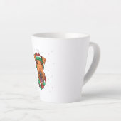 クリスマスハットのアイレデール・テリア カフェラテマグ (右アングル)