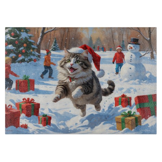 クリスマスハットをかぶったシベリアンキャットが雪の中で走る カッティングボード (正面)