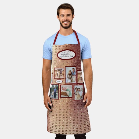 クリスマスバラ金ゴールドグリッターレッドナナファミリーフォト エプロン (着用した状態)