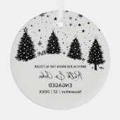 クリスマスパインツリーベアースキーカップル婚約 ガラスオーナメント (裏面)