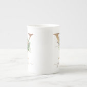 クリスマスパインレッドベリーズ金ゴールドモノグラムY ボーンチャイナマグカップ (正面)