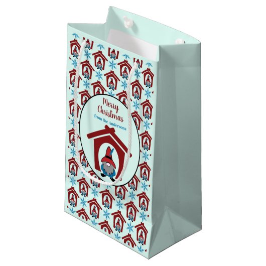 クリスマスパターン赤い青の格言 パーソナライズされた スモールペーパーバッグ (正面アングル)
