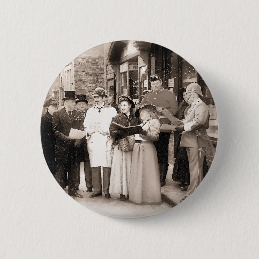 クリスマスビクトリアンキャロル歌手 缶バッジ (正面)