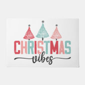 クリスマスビベス – フェスティバルツリーデザイン ドアマット (正面)