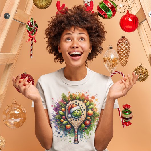 クリスマスピックボールサンタハットパインホリー離れズ Tシャツ