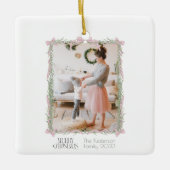 クリスマスピンクの弓グリーンガーランド写真 セラミックオーナメント (正面)