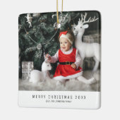 クリスマスファミリーフォトベビーイメージホリデーキープサケ セラミックオーナメント (左)