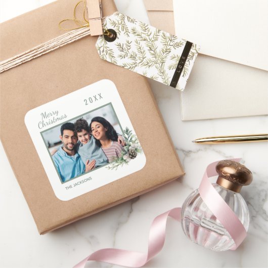 クリスマスファミリー写真白いコーンパイン スクエアシール (ギフト)