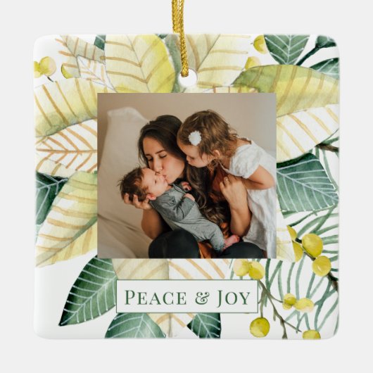 クリスマスフラワーの平和と喜びの休日の写真 セラミックオーナメント (正面)