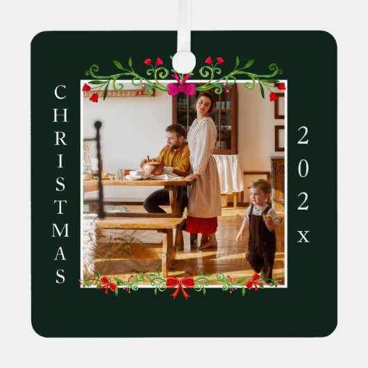 クリスマスフローラフレームかわいいカスタム家族の写真 メタルオーナメント (正面)