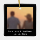 クリスマスブラックのレトロなカップルの写真名 セラミックオーナメント (正面)