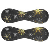 クリスマスブラックバックグラウンド上のゴールデンスノーフレーク ソフトボール (パネル)