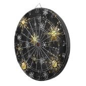 クリスマスブラックバックグラウンド上のゴールデンスノーフレーク ダーツボード (正面右)