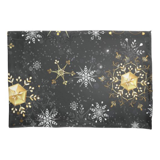 クリスマスブラックバックグラウンド上のゴールデンスノーフレーク 枕カバー (正面左)