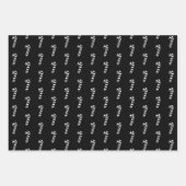 クリスマスブラック赤ダークグリーンのキャンディーケーンのパターン ラッピングペーパーシート (正面)