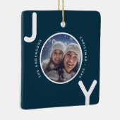 クリスマスブルーの白い喜び写真モダン セラミックオーナメント (右)