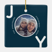 クリスマスブルーの白い喜び写真モダン セラミックオーナメント (裏面)