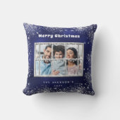 クリスマスブルーの銀雪写真冬の窓 クッション (正面)