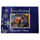 クリスマスブルーの雪片写真 ラージペーパーバッグ (正面)