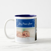 クリスマスブルーホリデーフォトコラージュツートーン2 ツートーンマグカップ (左)