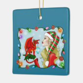 クリスマスブロンド小妖精や小人レッドドラゴンファンタジー セラミックオーナメント (左)
