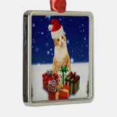 クリスマスプレゼントが贈られるサンタクロース猫 メタルオーナメント (右)