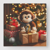 クリスマスプレゼントに登場するかわいいサル スクエア壁時計 (正面)