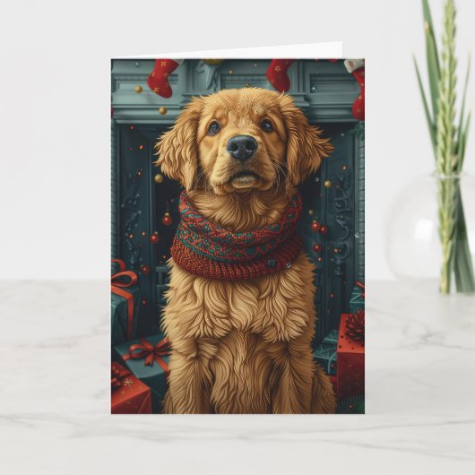クリスマスプレゼントを手にしたいゴールデンレトリバーの犬とクリスマスストーブ カード (正面)