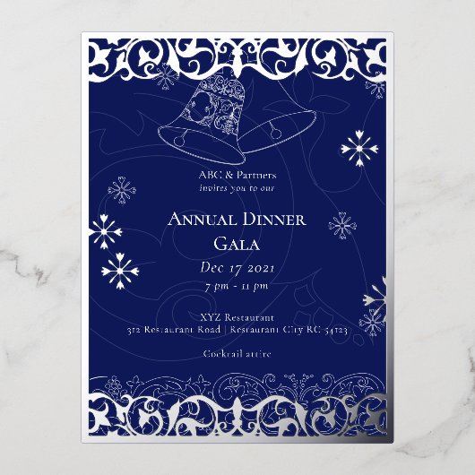 クリスマスベルズネイビーブルーエレガント企業の 箔招待状ポストカード (正面)