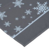 クリスマスホリデースノーフレークパーソナライズされた冬 テーブルクロス (アングル)