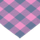 クリスマスホリデーバッファロープレインピンクブルーパターン テーブルクロス (アングル)