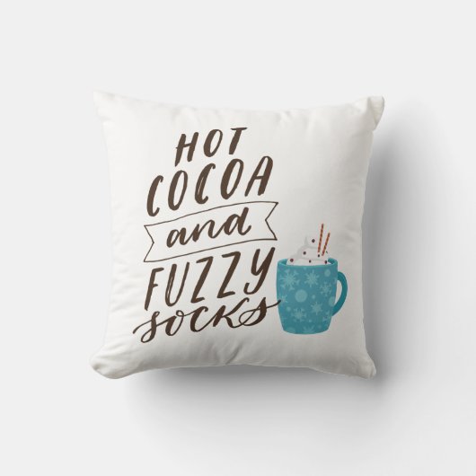 クリスマスホリデーホットココアファジーソックスタイポグラフィ クッション (正面)
